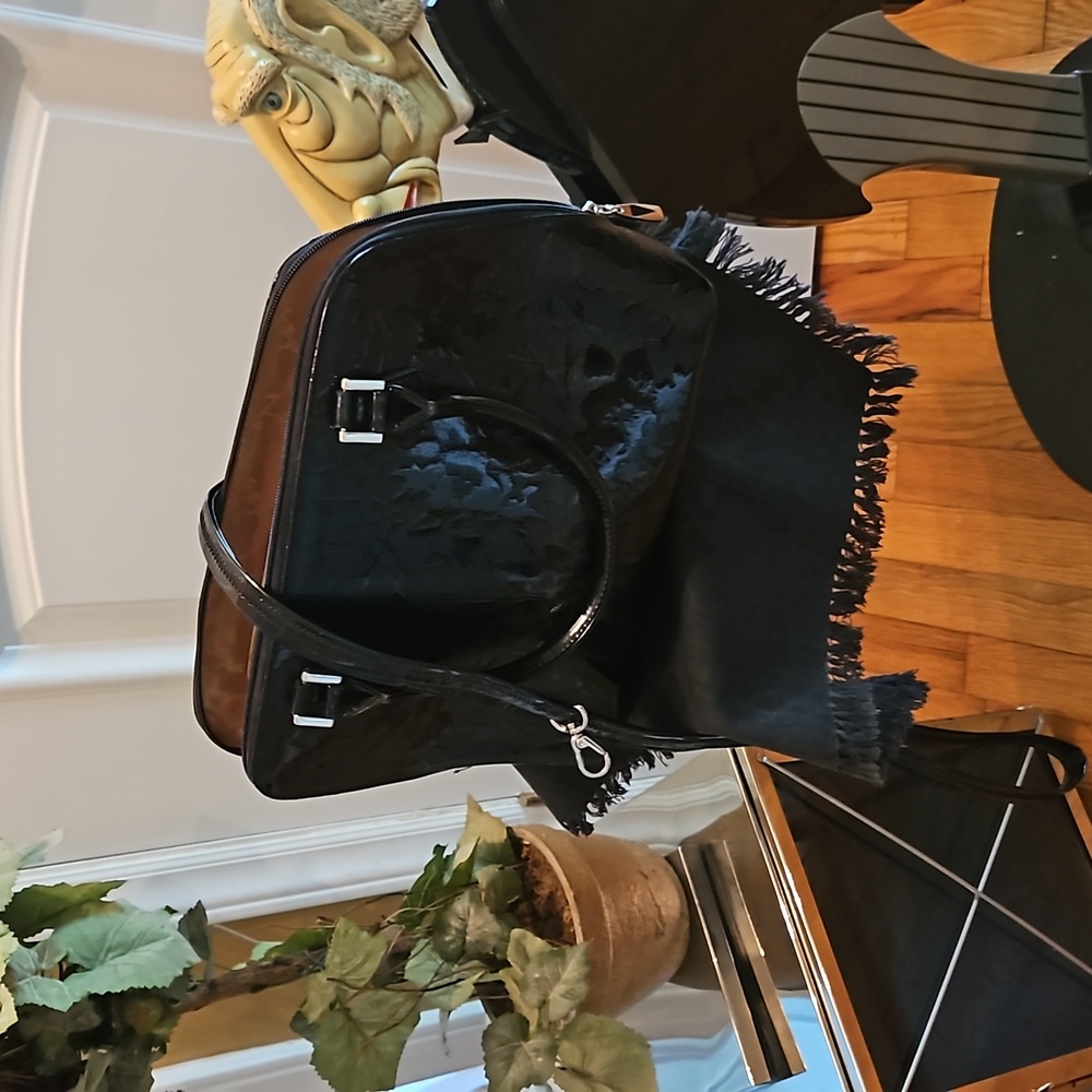 BRAVO Beverly Hills Luxury Handbag